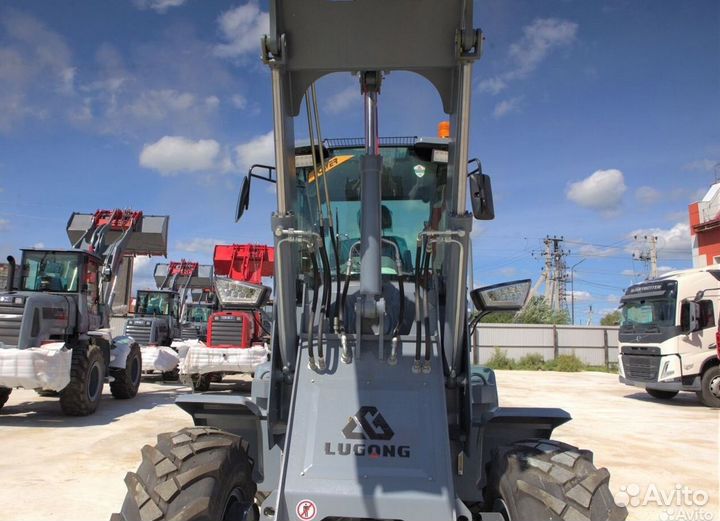 Фронтальный погрузчик LuGong T 938, 2023