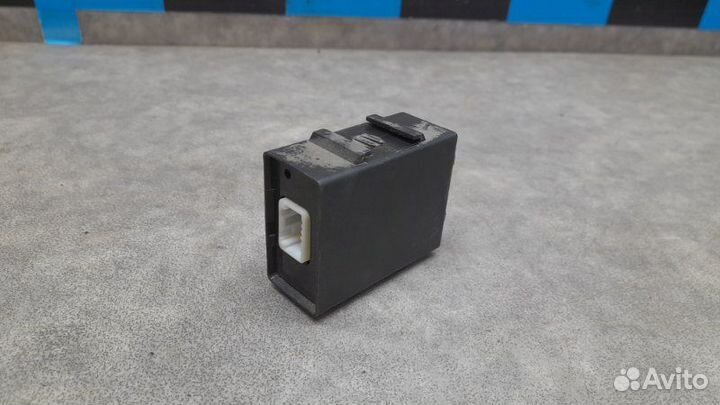 Блок управления рулевой рейкой Nissan Murano Z51