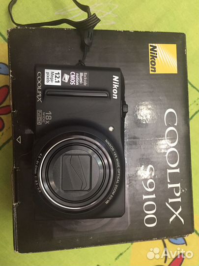 Компактный фотоаппарат