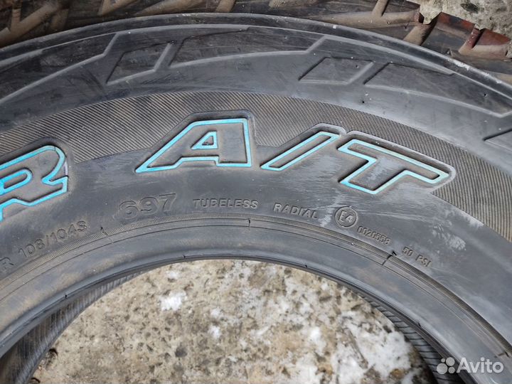 Bridgestone Dueler A/T 697 245/75 R16 107S