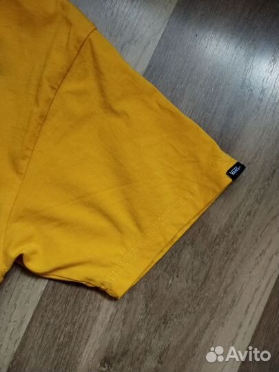 Футболка Vans