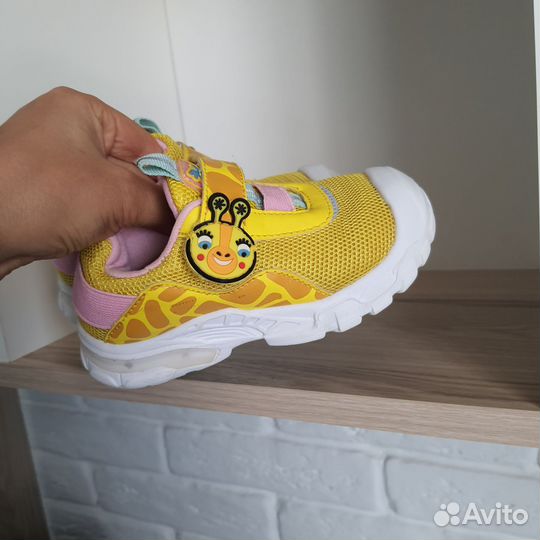 Кроссовки, состояние отличное