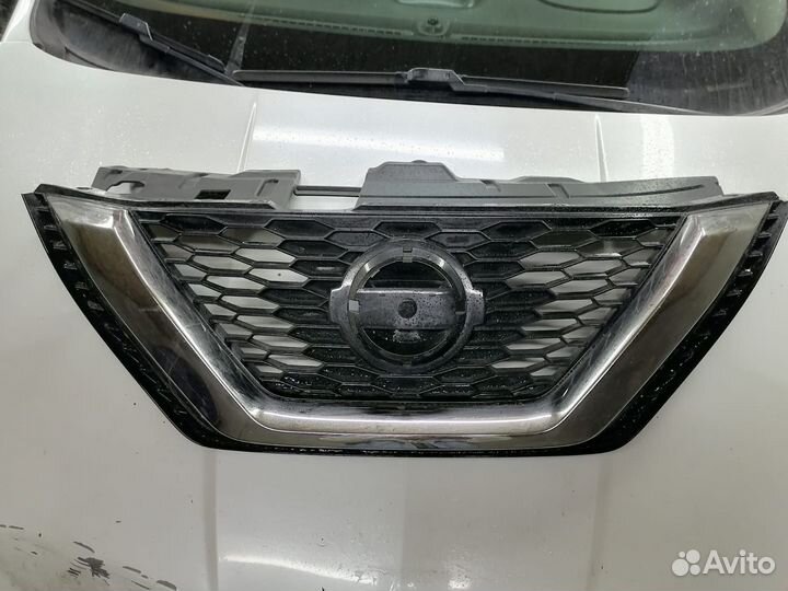 Решетка радиатора Nissan qashqai j11 Рестайлинг