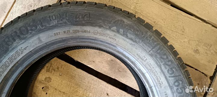 Gislaved NordFrost 100 225/65 R17