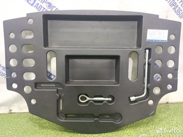 Ящик для инструментов Toyota Mark X седан 2.5 4GR