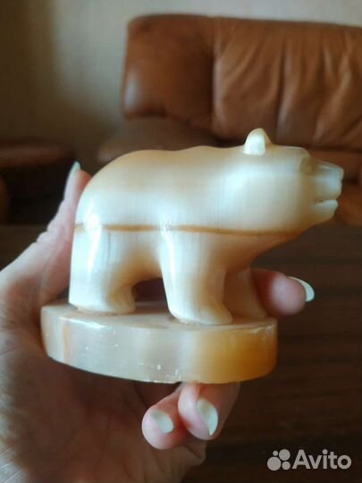 Статуэтка каменная медведь