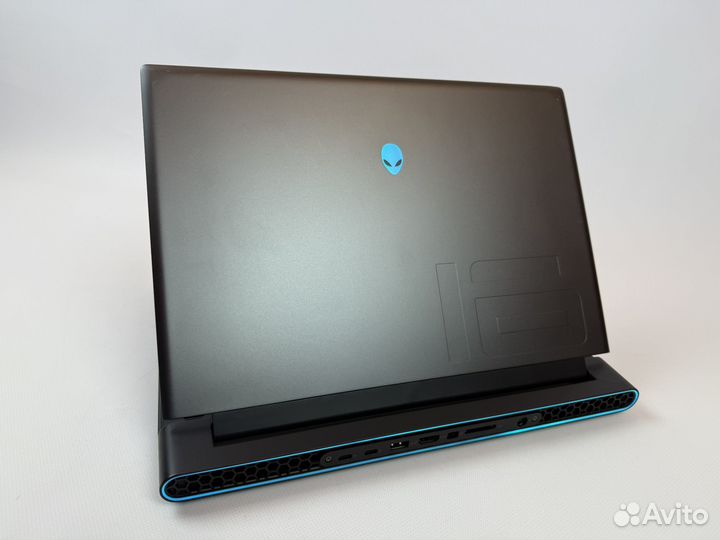 Alienware 16 QHD 2K 240Гц Ryzen 9/32Gb/RTX4080