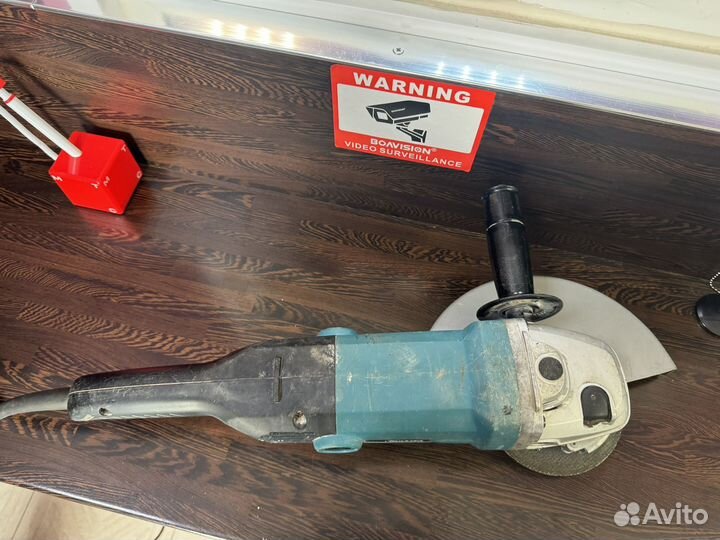 Ушм болгарка makita 230 ga9010c