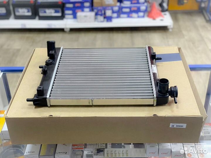 Радиатор охлаждения Hyundai Accent Тагаз МКПП