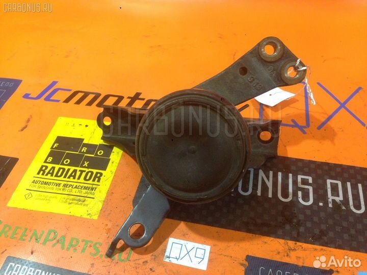 Подушка двигателя 12305-23060 на Toyota Ractis SCP