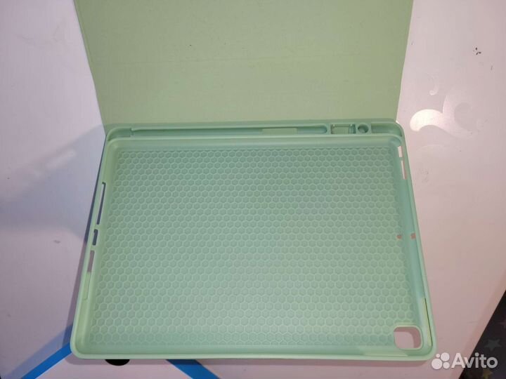 Только чехол на iPad