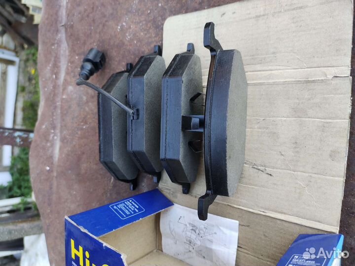 Тормозные колодки volkswagen Bora