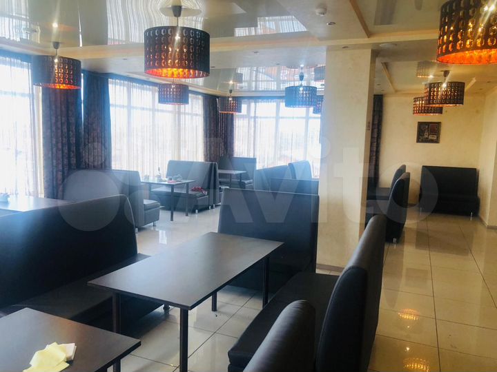 Гостиница, 1000 м²