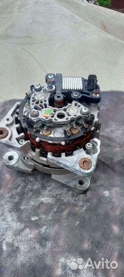 Генератор renault sandero 1,6, 2014 года