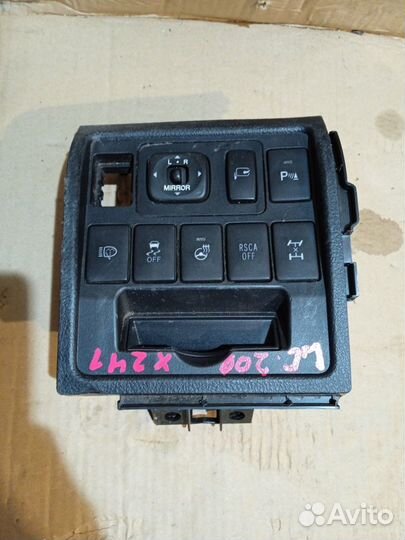 Блок кнопок Toyota Land Cruiser 200 4.5л 1VD-FTV