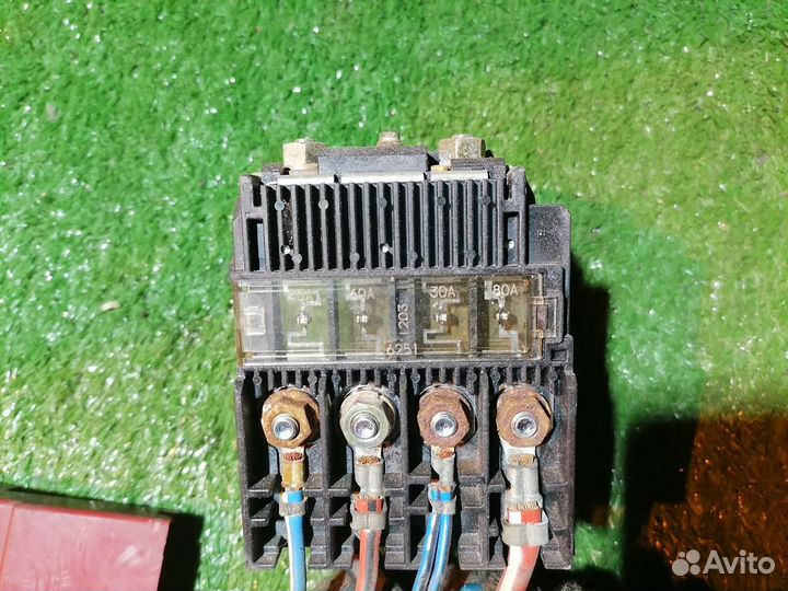 Клемма аккумулятора плюсовая Mazda 5 crew