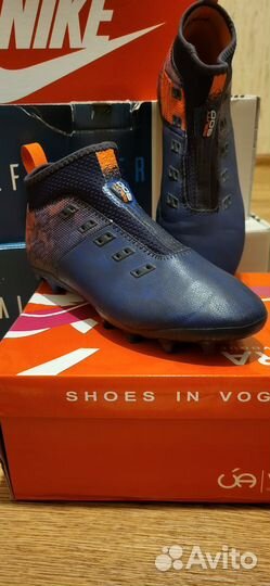 Футбольные бутсы