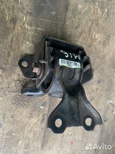 Опора МКПП двс Додж Калибр