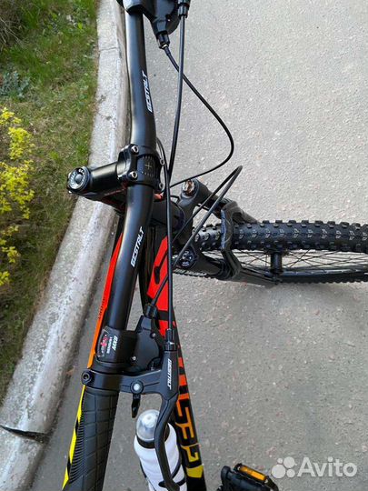 Велосипед горный 29