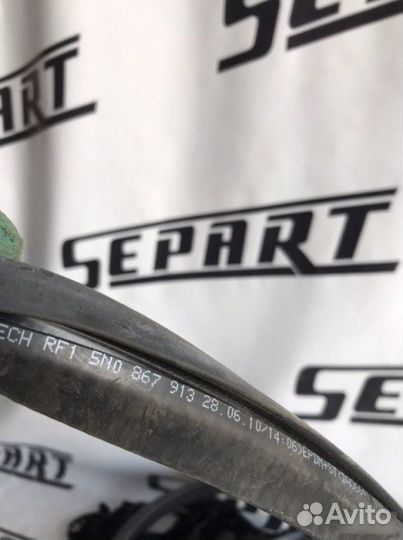 Уплотнитель двери Volkswagen Tiguan