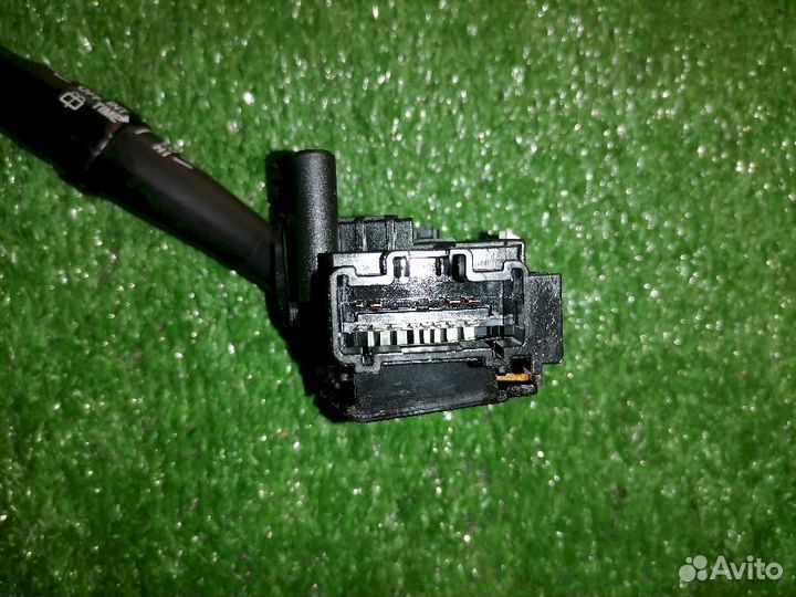 Переключатель подрулевой (дворников) левый 84652-2