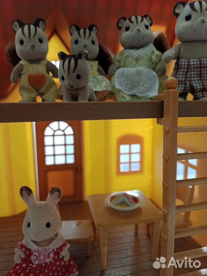 Детский игровой домик Sylvanian Families с мебелью