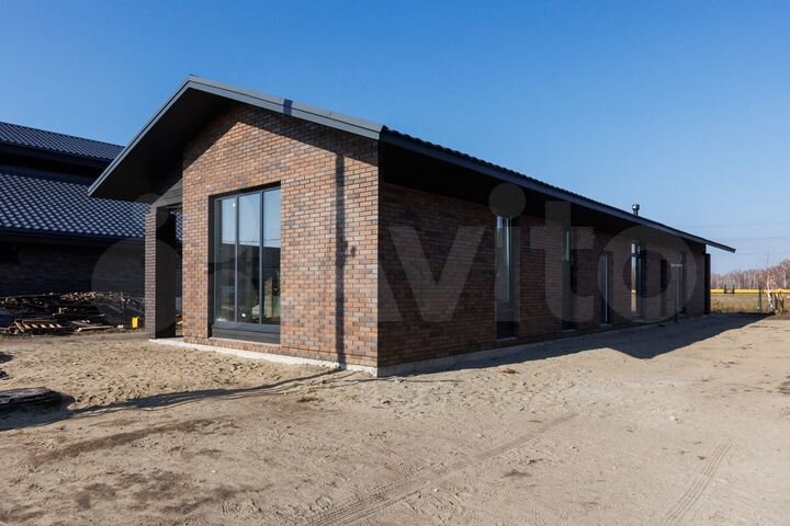 Коттедж 157,4 м² на участке 6,5 сот.