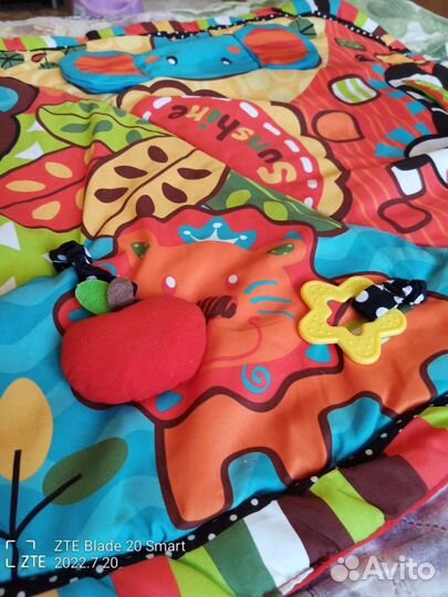 Развивающий коврик Жирафики