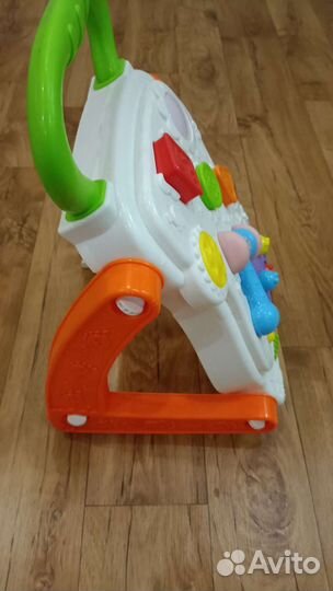 Развивающие игрушки и столик-ходунки