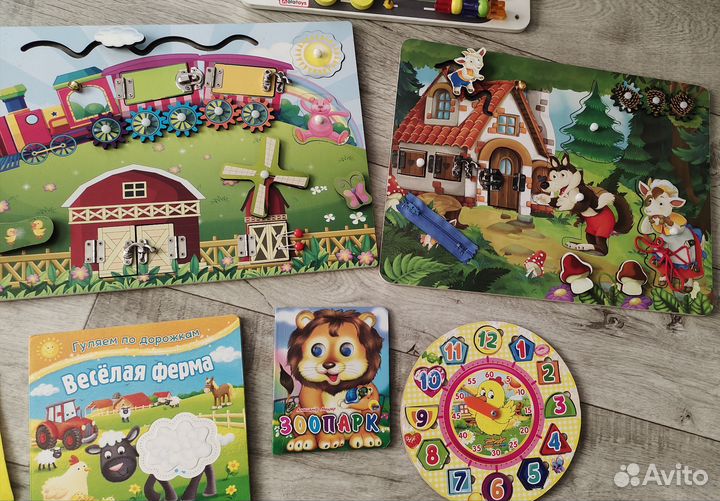 Развивающие игрушки для малышей, бизиборды