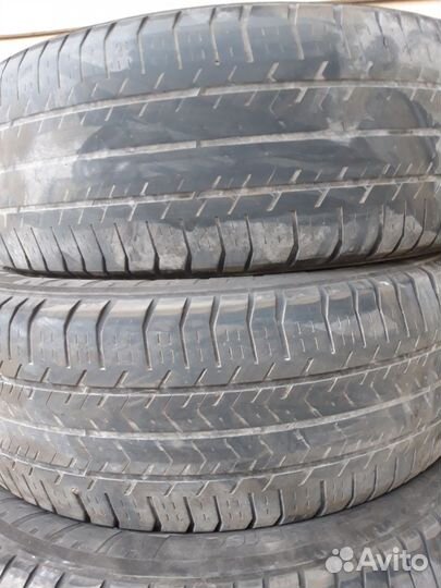 Michelin Agilis 51 215/65 R16C