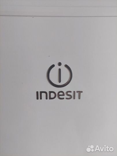 Холодильник бу indesit