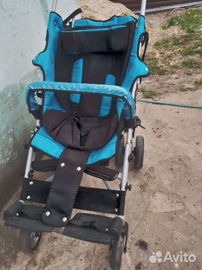 Коляска детская инвалидная