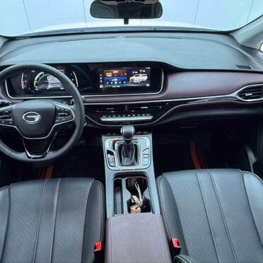 Семейный 7 местный минивэн из Китая под ключ GAC Trumpchi M6 PRO 270T AT Luxury Edition