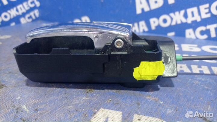 Внутренняя ручка двери Ford Mondeo 3 седан 2006