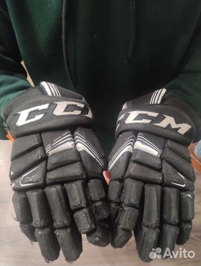 Краги хоккейные