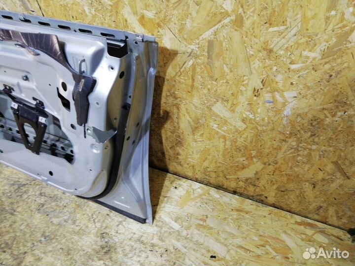 Дверь передняя правая Mercedes-Benz CLS-Класс