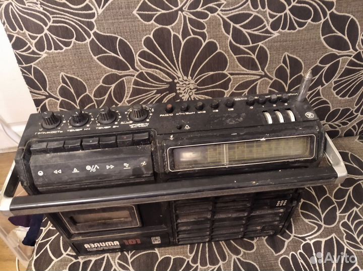 Кассетная магнитола