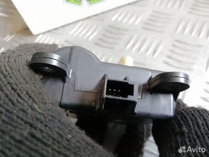 Моторчик заслонки отопителя Nissan Teana J31 2007г