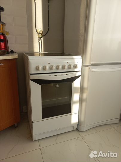 Плита электрическая стеклокерамика с духовкой