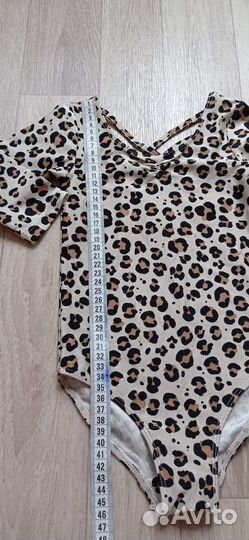 Купальник на девочку 98-104 hm новый