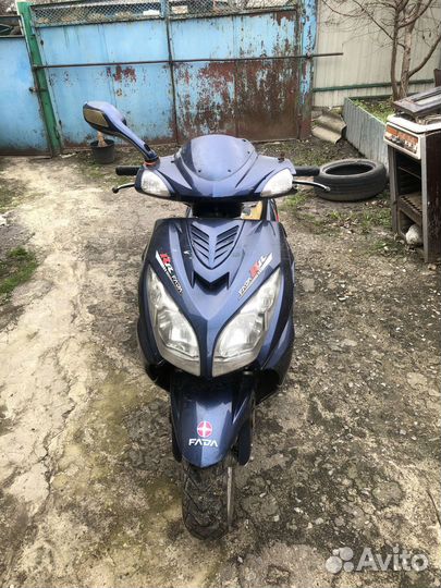 Скутер 150 кубов