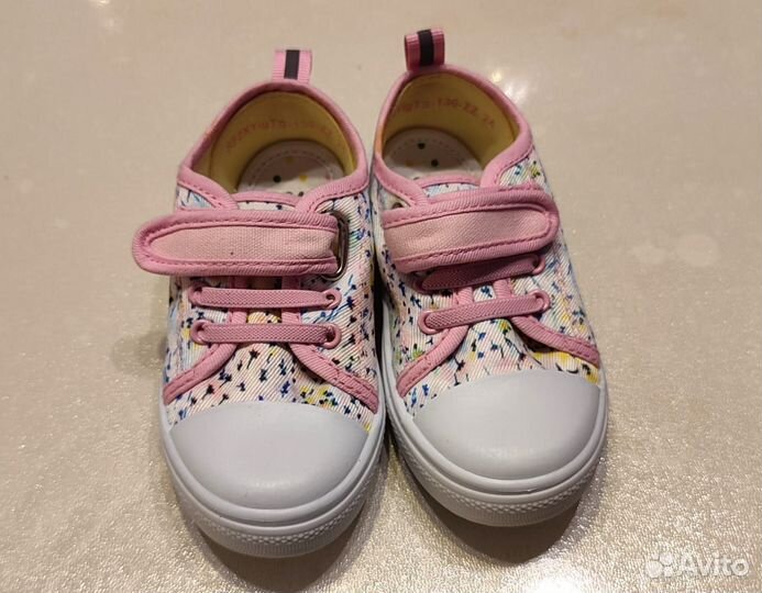 Кеды для девочки 24 размер новые
