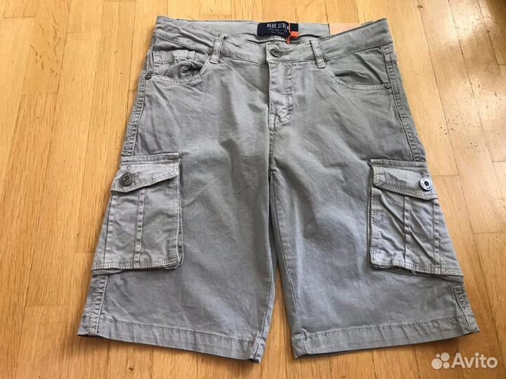 Шорты 10-12 лет рост 152 см. новые