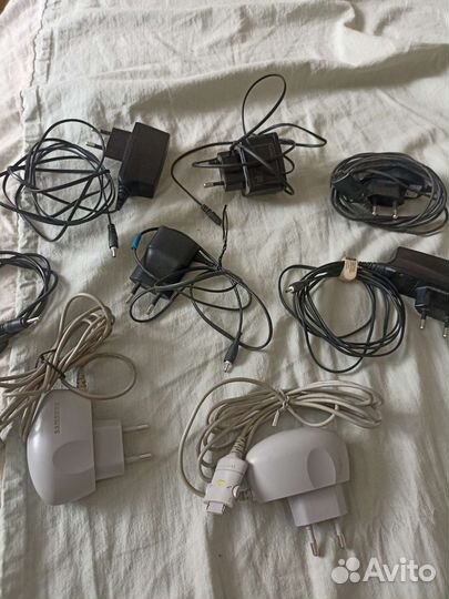 Зарядное устройство для телефона