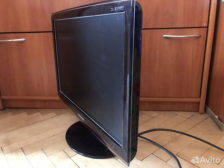 Монитор Samsung