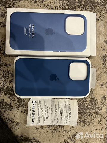 Чехол на iPhone 13pro новый
