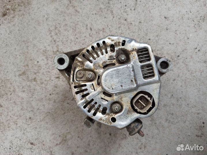 Генератор Toyota Land Cruiser 100 4.7 2UZ-FE