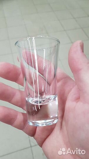 Рюмки, пивные бокалы