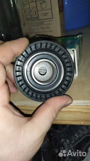 532000110Ролик ремня грм бмв, Skoda